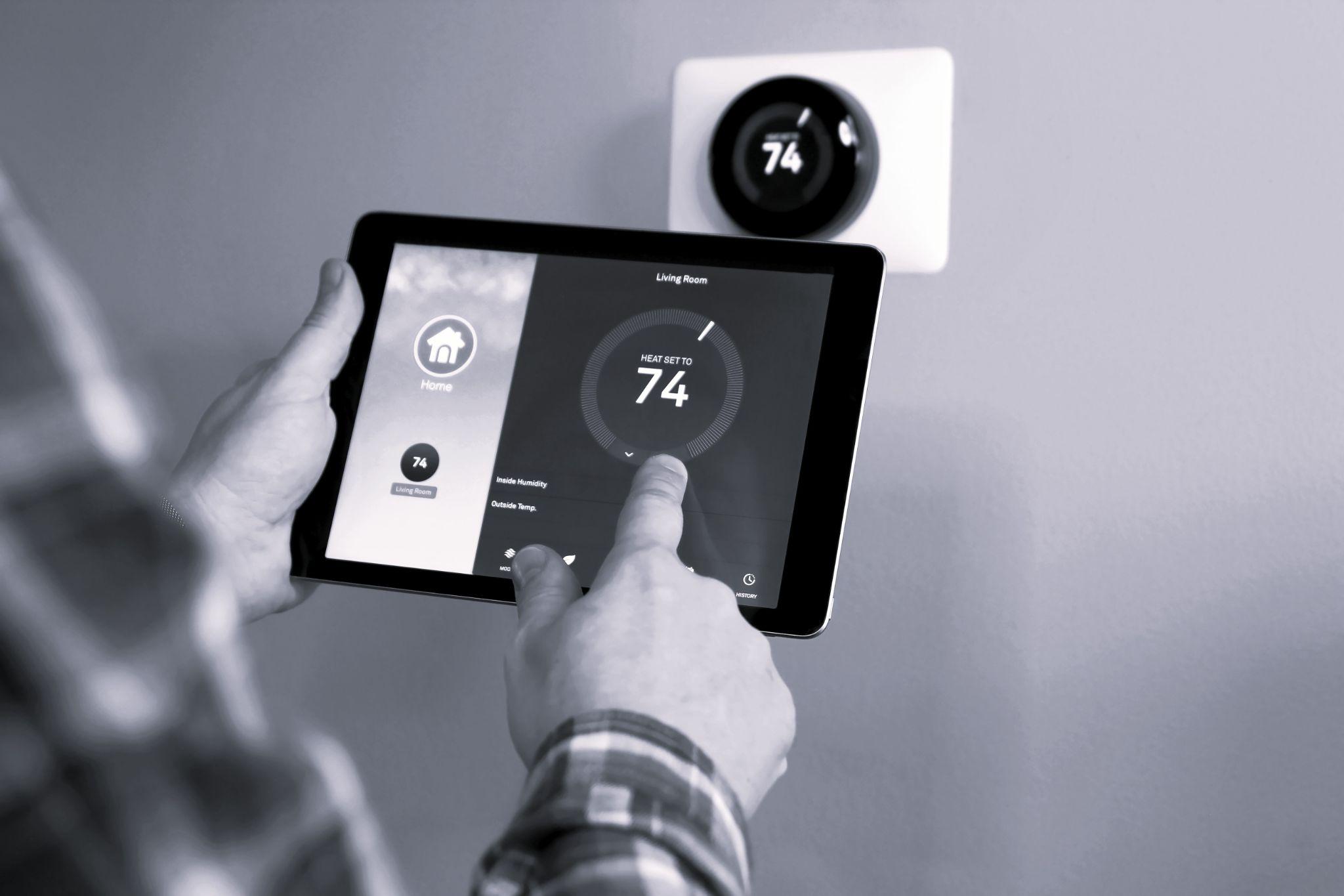 Smart thermostat, an extra included appliance that adds value to a rental